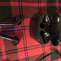 Wireless Headphones With Charger