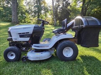 Craftsman t1100 / Foot Controlled Automatic Transaxle  / Double Bagging System / 42" Deck