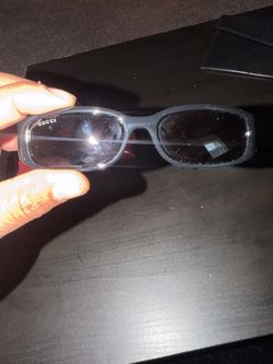 GUCCI GLASSES