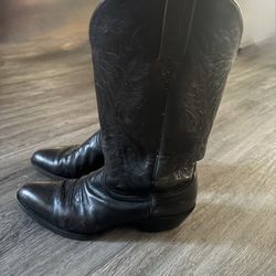 NOCONA Boots 