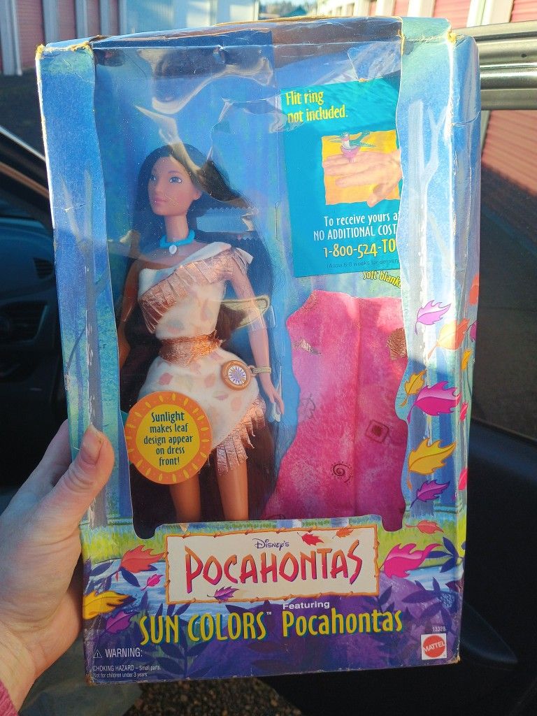 Pocahontas Barbie Gift Set