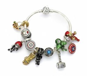 Marvel Avengers - Charm Bracelet - Hulk Iron Man Thor Captain America