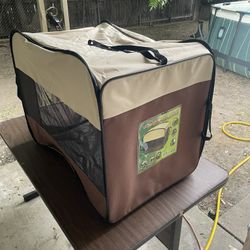 Portable lightweight dog kennel 