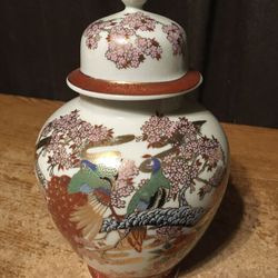 Vintage Japanese Porcelain Wear Urn Ginger Jar With Lid Birds And Flowers