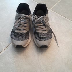 Nike Boys Tennis Shoes