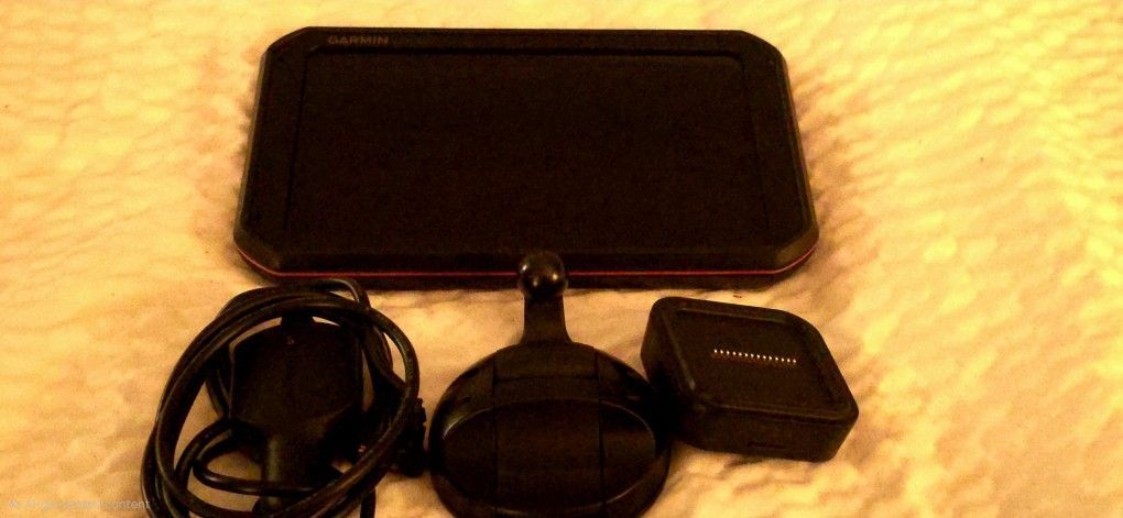 Garmin DezlCam 785 New Excellent Condition 