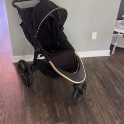 Baby Jogger Summit™ x Robin Arzón Jogging Stroller