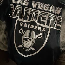 Las Vegas Raiders Starter Tee Shirt SMALL
