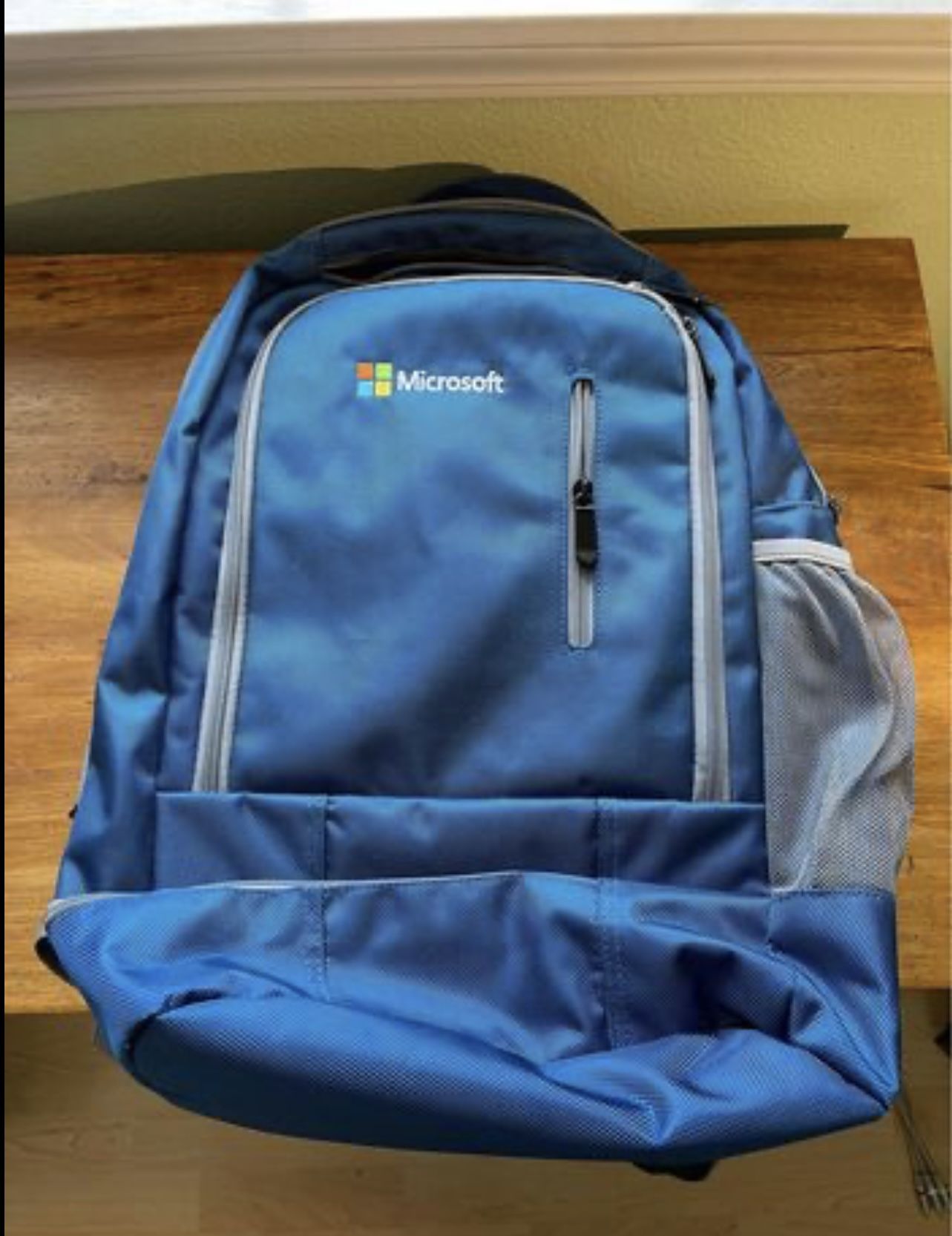 Microsoft laptop computer backpack