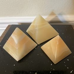 Set of 3 Pyramid of Egyptian 2.5” & 3” & 3.5”