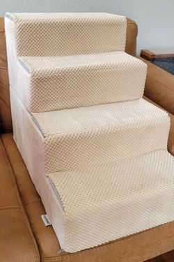 EasySoar Pet Stairs / Pet Steps – Like New