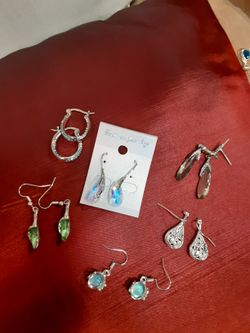 Earings/$3 EACH PAIR