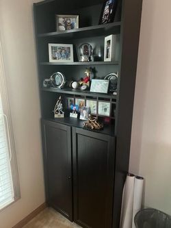 2 Book Cases
