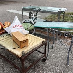 Crub Alert  FREE 18thAv.S. &  Edge Drive