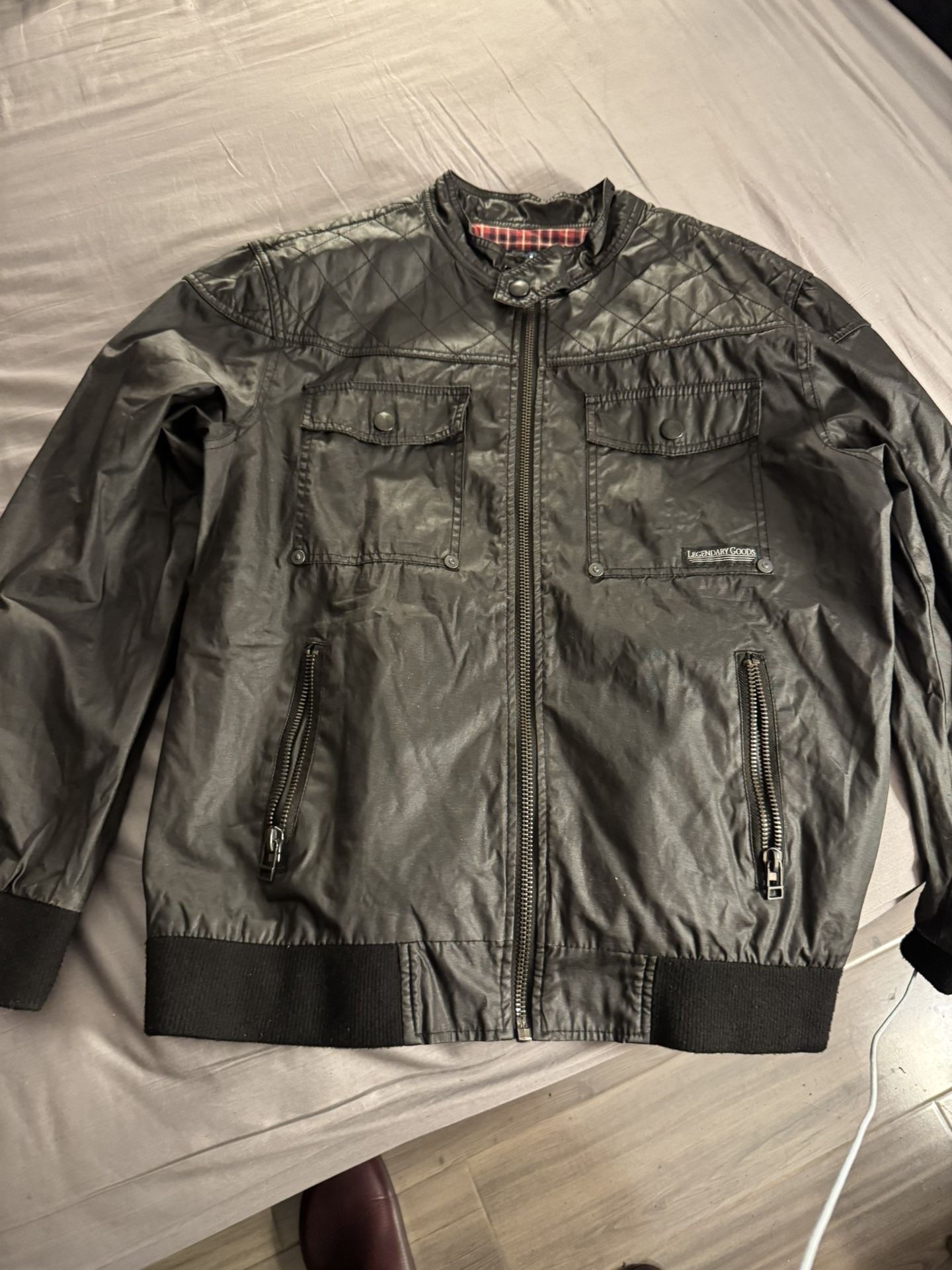Legendary Goods Men’s Waxed Canvas Jacket. Mens size: L. Black with Plaid Lining. 