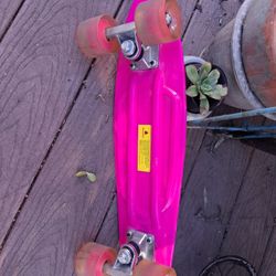 Beleev Skateboard W/night Light Wheels Unisex Exc Working Condition  Nice Cosmetic