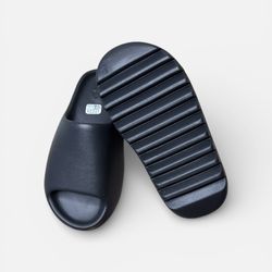 Yeezy Slides Size 11-13