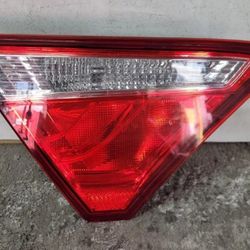 2015 2016 2017 TOYOTA CAMRY LEFT DRIVER SIDE INNER TAIL LIGHT OEM