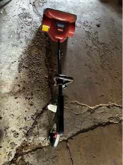 Electric snowblower