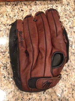 New Left handed Macgregor baseball / softball glove