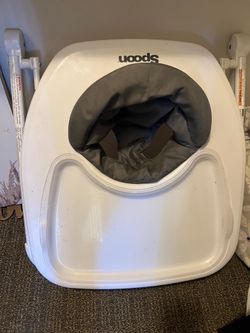 Spoon Baby Walker / Activity Seat – Great Condition