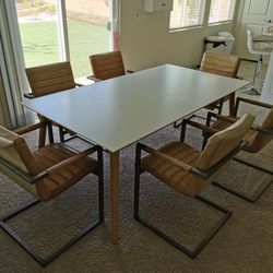 Dining Table And 6 Chairs 