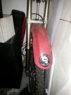 CR250 FRONT FORK