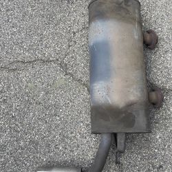 2002 Lexus SC muffler 