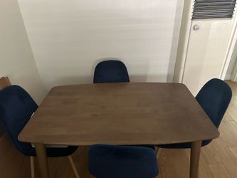Dining Table and chairs