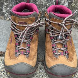 Keen Hiking Boot Size 7.5 W
