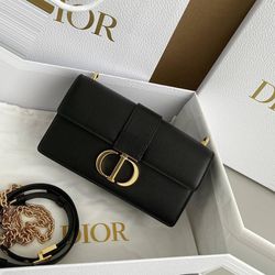 Dior 30 Montaigne Compact Bag 