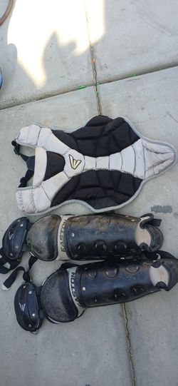 Easton Youth Catchers Gear