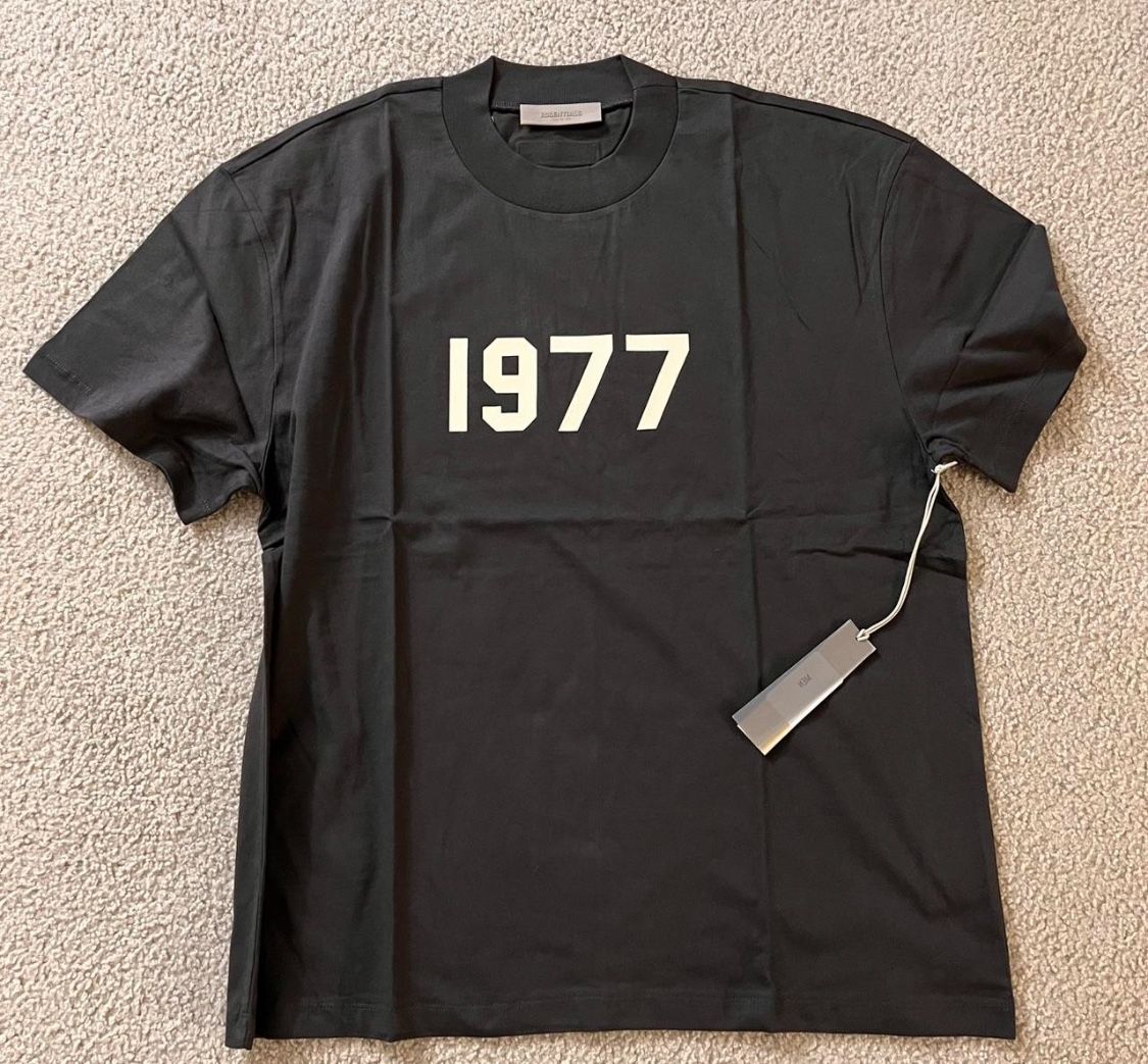 Essentials Shirt Size Large But Fits Like Xl-2XL