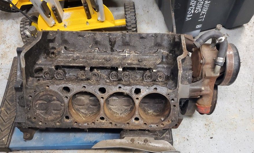 Small block 350 5 7 sbc 4 bolt main standard bore short block 880