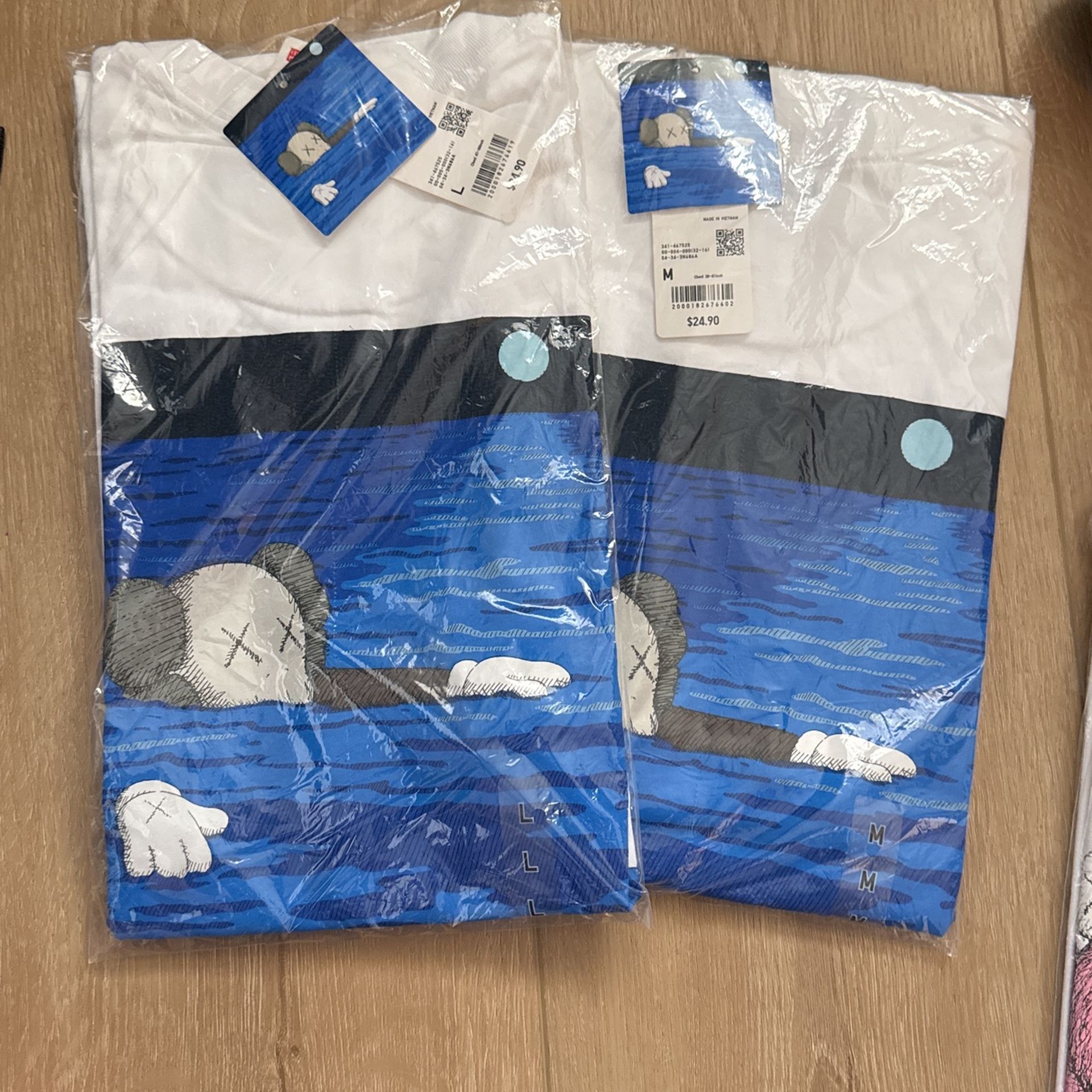 Kaws X Uniqlo Tee