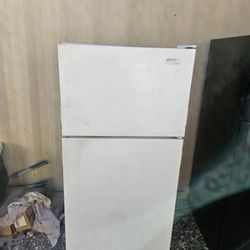Kirkland Refrigerator 