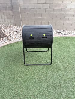Compost bin