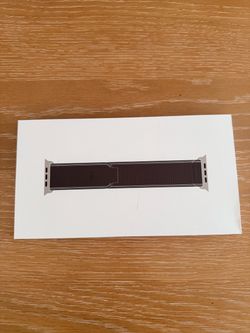 Apple Ulta 4 Dark Umber Trail Loop Strap M/L