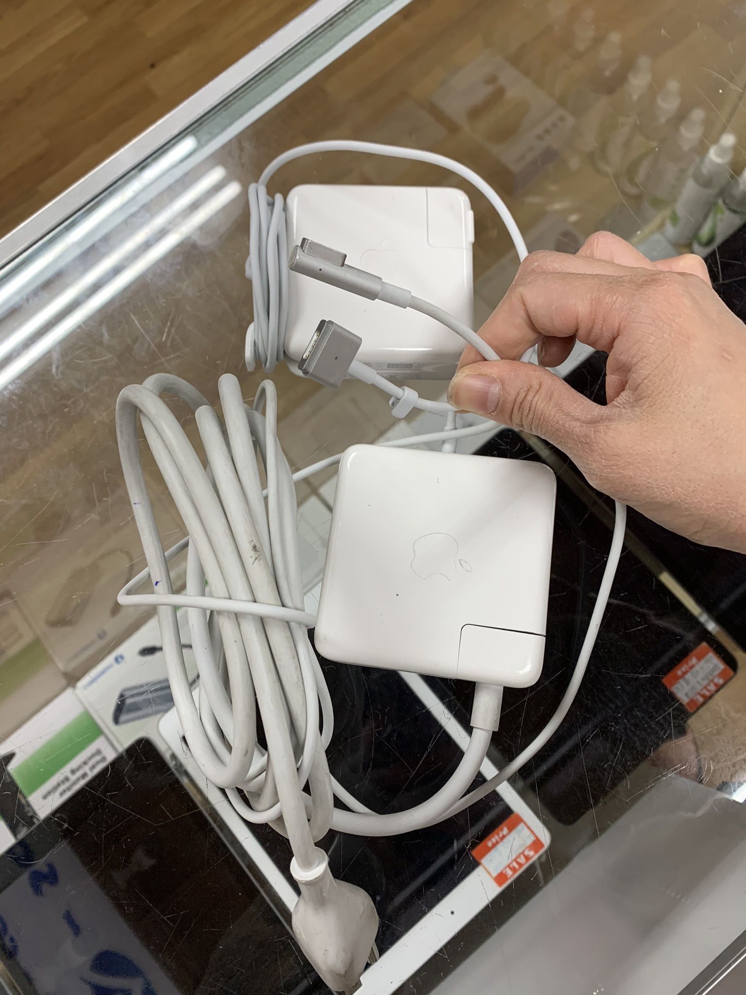 Used original Apple Macbook charger