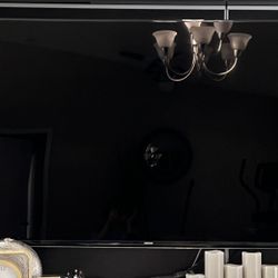 75”  Samsung Smart TV $100