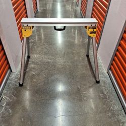Dewalt Saw Stand