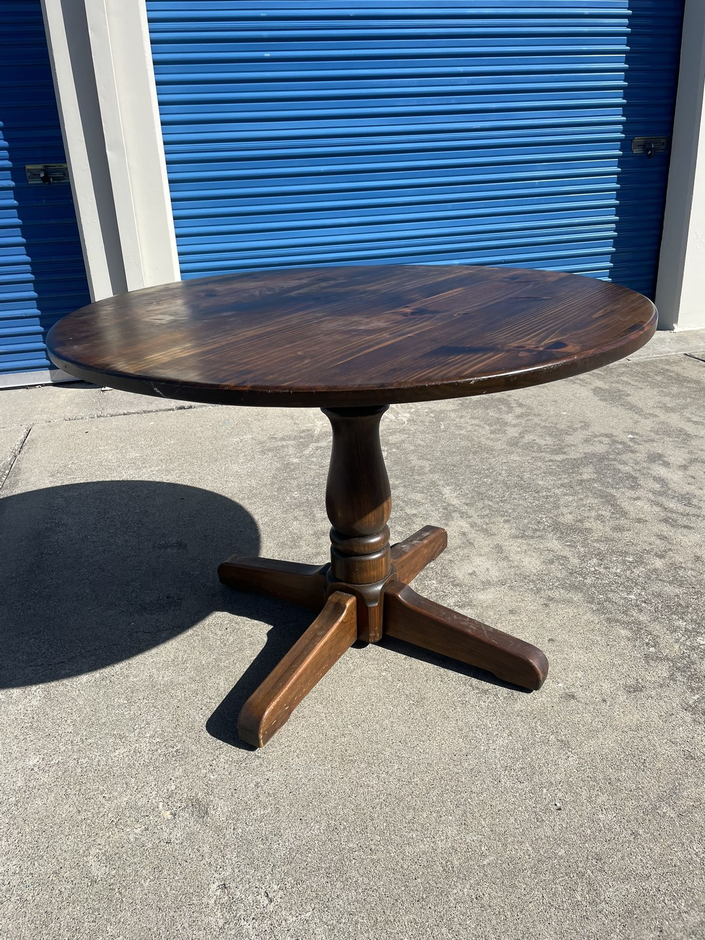 Solid Wood Round table