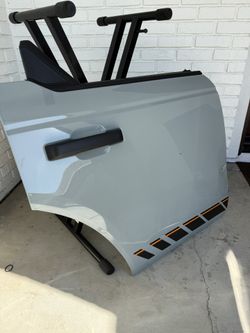 Ford bronco 21-25 Rear Passenger Door Left