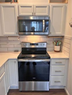 Stainless steel kitchen appliances set