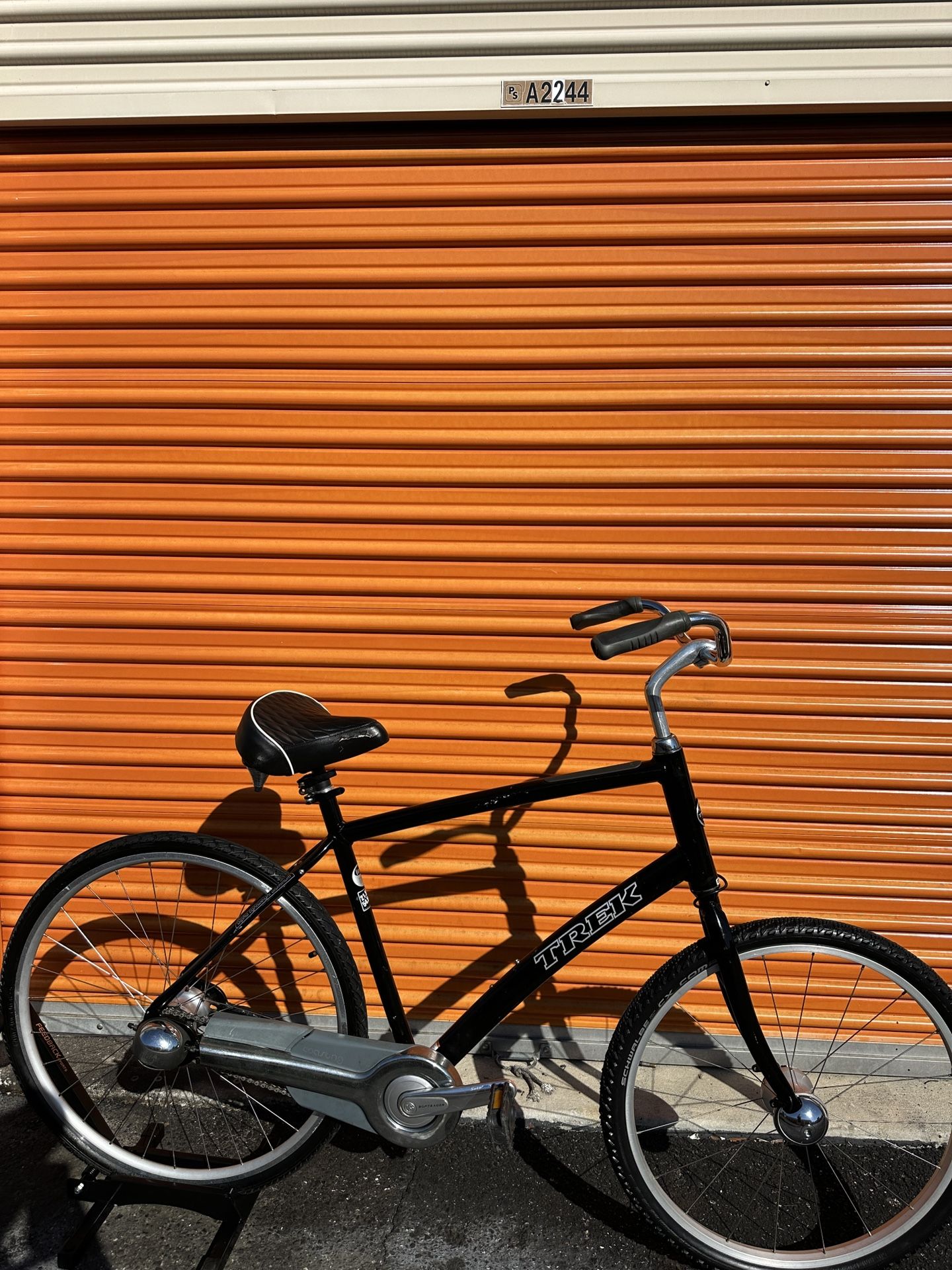 1975 is when Trek company opened. Comfort Hybrid Bike 121.5 5 Speed