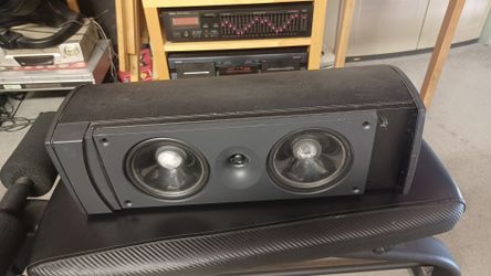 Center speaker infinity