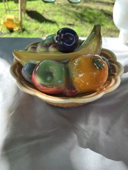 Vintage Lane & Co Van Nuys CA Ceramic Fruit Basket Lidded Bowl Covered Dish USA EUC