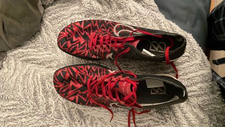 Good condition track spikes