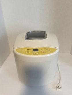 Sunbeam 5891 2-Pound Programmable Breadmaker