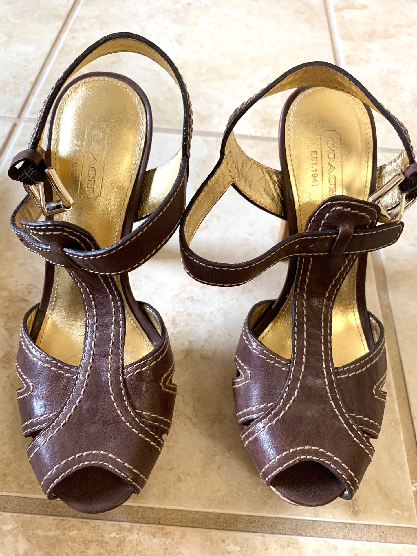 COACH Bianca Women’s Size 6 great condition